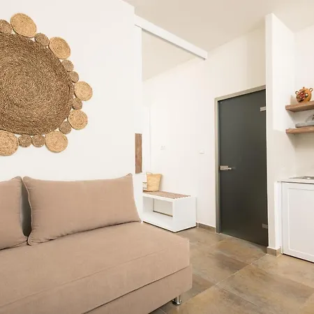 Apartament Konstantinou Deluxe Skála Marión