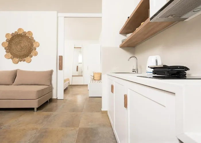 Konstantinou Deluxe Apartment *